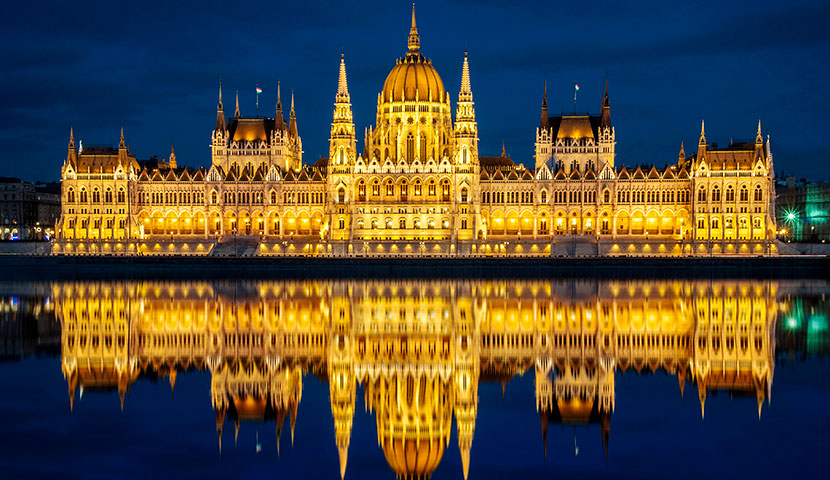 101782-Hungarian-Parliament-Building-6.jpg