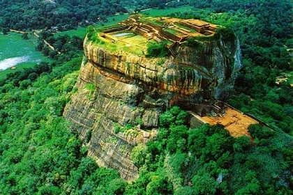 Sri-lanka-Tourism-sigiriya-rock-castle.jpg